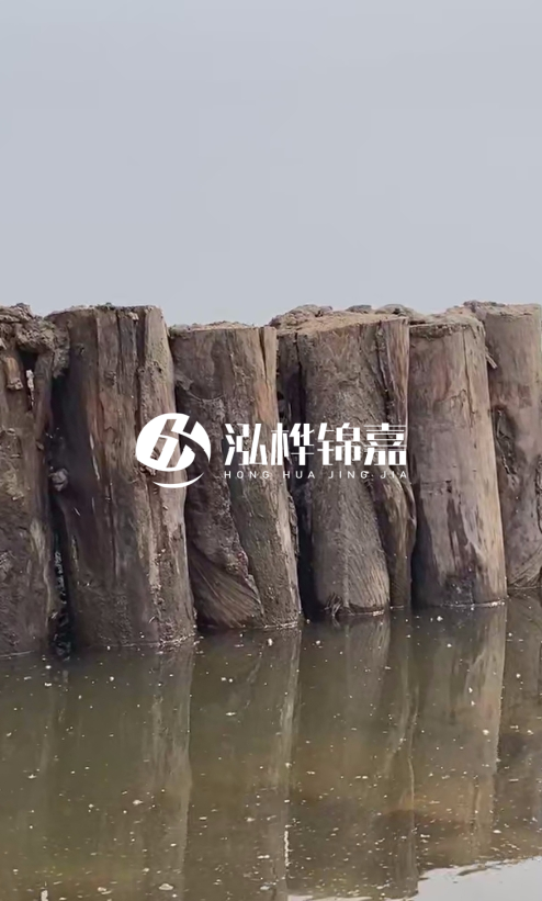 松木樁圍堰如何施工才能保證穩(wěn)固性？專業(yè)打樁隊一步步教你！